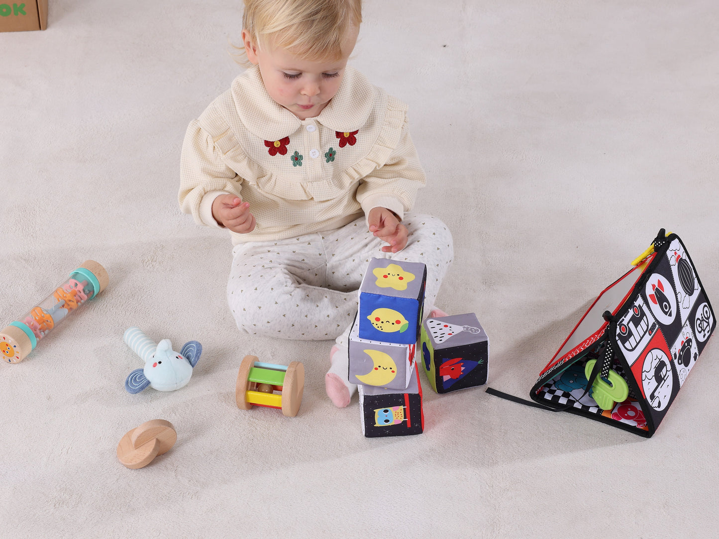 3-4 Montessori Play Box
